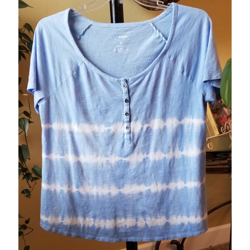 Sonoma baby blue tee white stripes